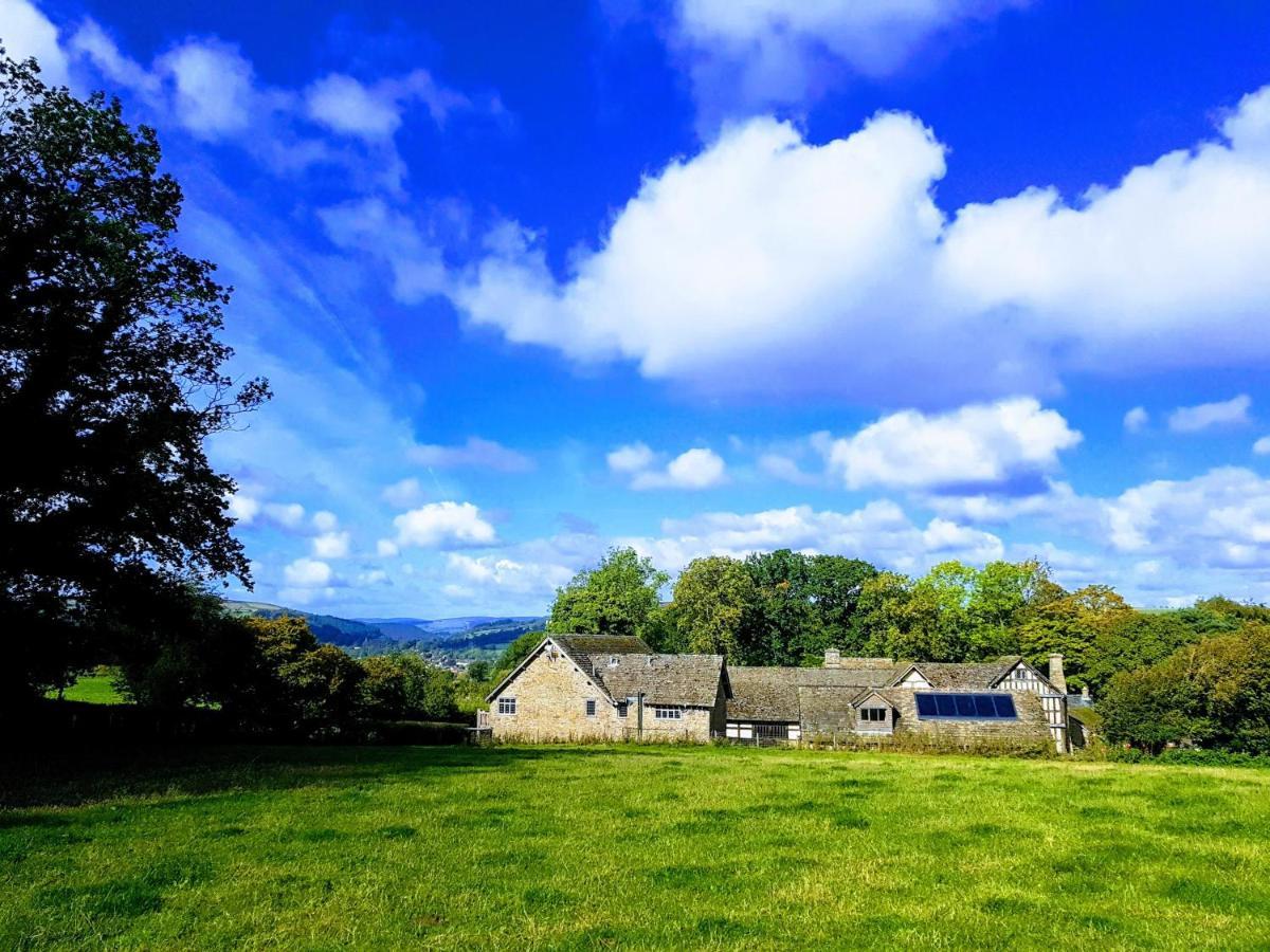 Вилла The Threshing Barn At Penrhos Court Кингтон Экстерьер фото