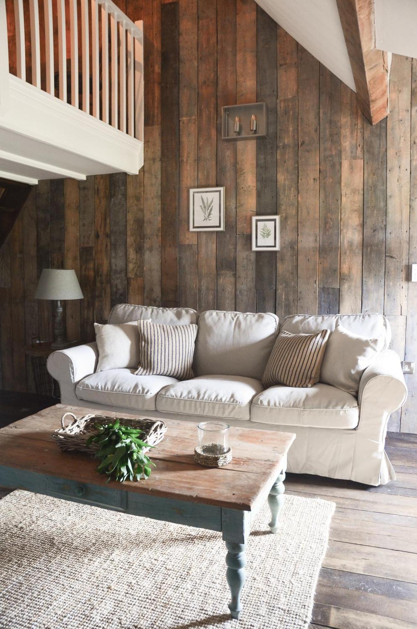 Вилла The Threshing Barn At Penrhos Court Кингтон Номер фото