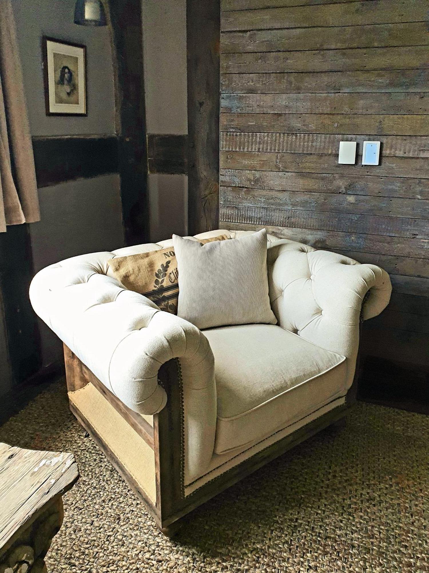 Вилла The Threshing Barn At Penrhos Court Кингтон Номер фото